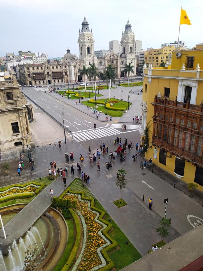 Apartamento Frente Al Palacio Gobierno Apartment Lima Luaran gambar