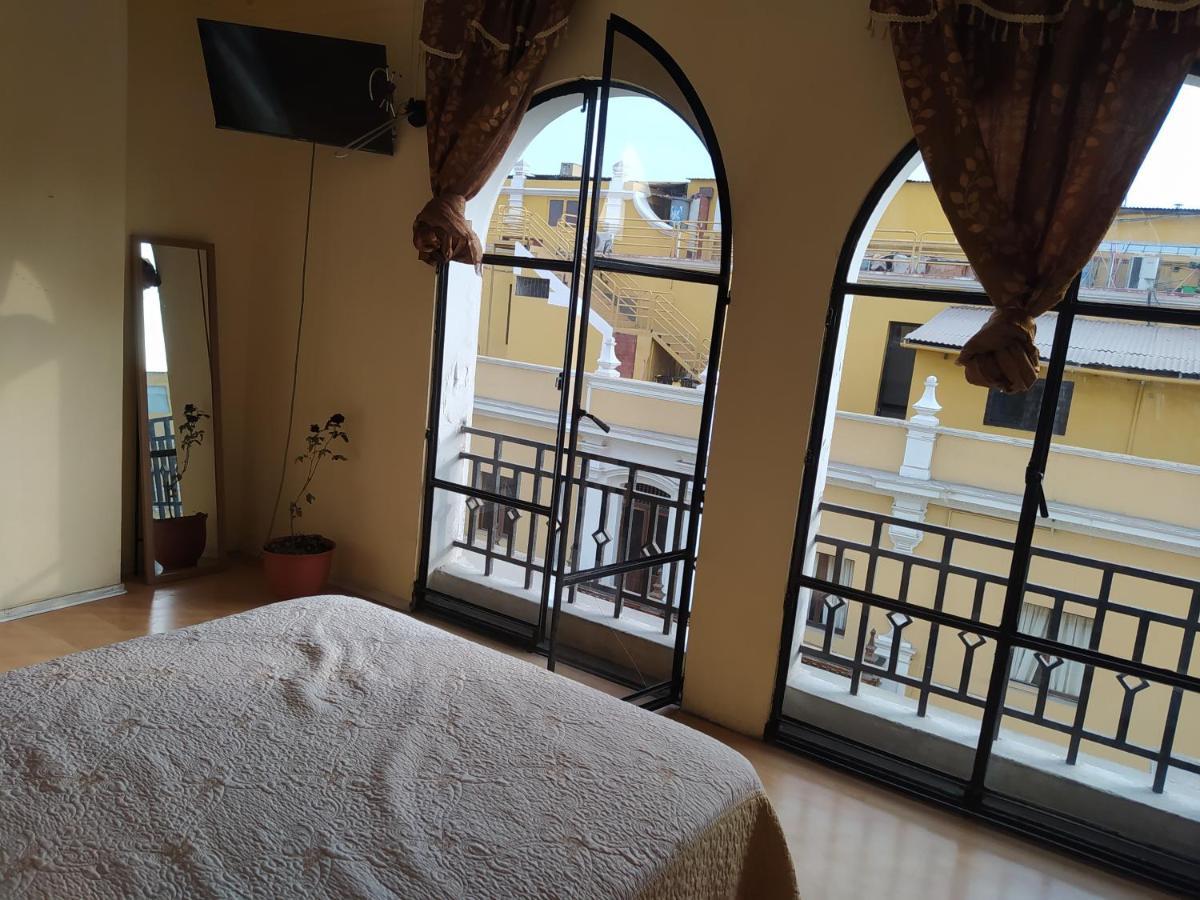 Apartamento Frente Al Palacio Gobierno Apartment Lima Luaran gambar